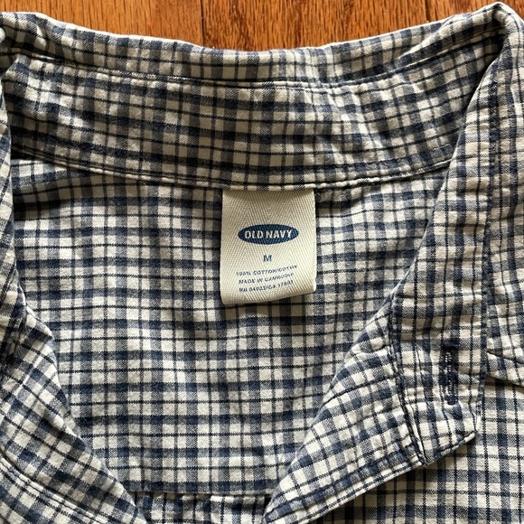 Short sleeve button down blue plaid - Picture 2 of 5